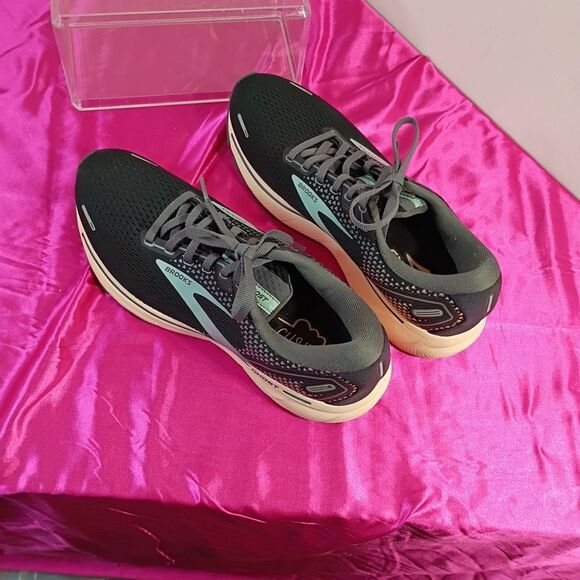 Brooks Ghost 14  Womens SZ 10.5B Running Shoes - Picture 8 of 8